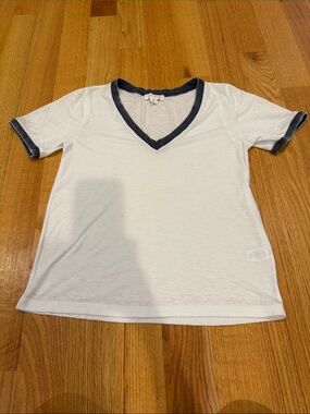 Treasure & Bond White V-Neck Tee with Navy Trim